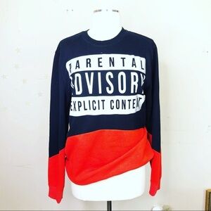 𝅺Carbon Graphic red and blue sweatshirt
